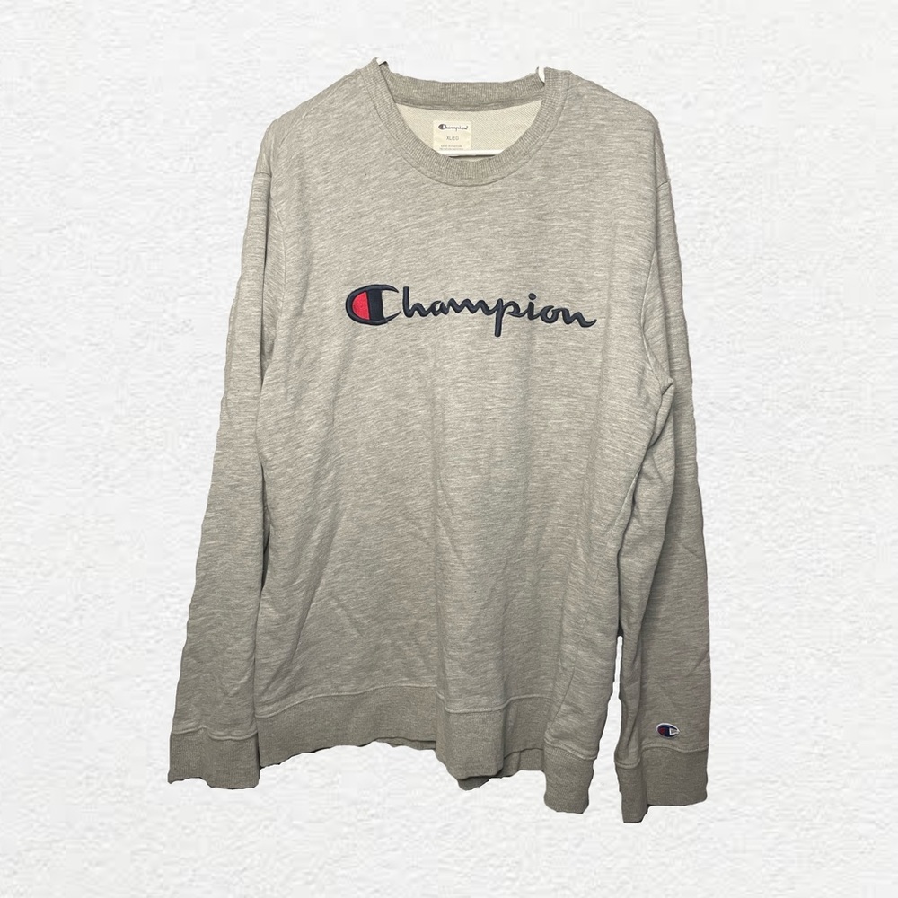 🆕 Vintage Grey Champion Crewneck